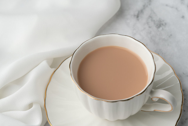 秋天第一杯奶茶已被注册成公司_秋天的第一杯奶茶说说_来杯奶茶的说说