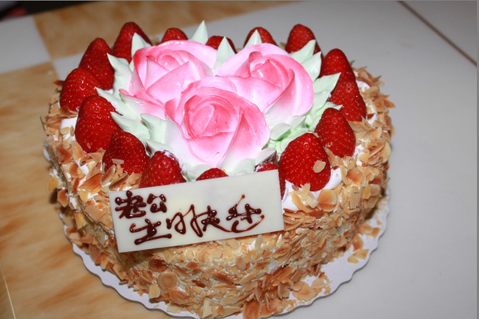 生日蛋糕祝福语八个字_婆婆的生日8字祝福词_生日房毛巾折蛋糕毛巾蛋糕